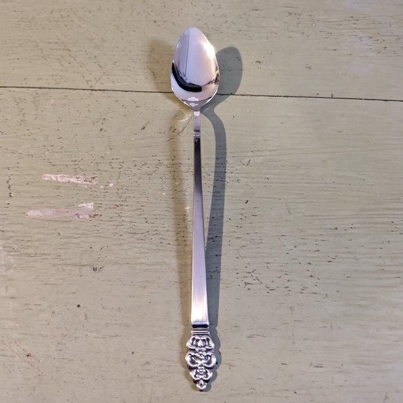 Oneidacraft Nordic Crown Deluxe Stainless Flatware 4 pc Iced Teaspoons - Picture 2 of 4